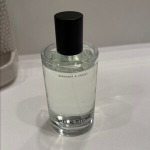 Salt & Stone Bergamot & Hinoki Cologne - Clear Glass Bottle